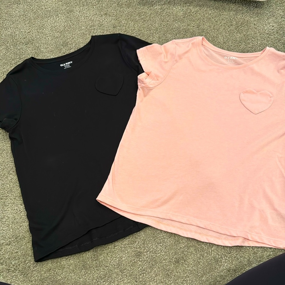 Bundle of 2 Old navy girl 14-16 T shirts